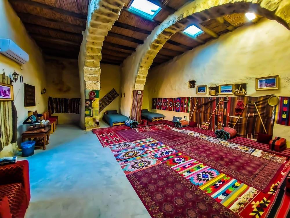 Mumia Restaurant & House Hostal Karak Exterior foto